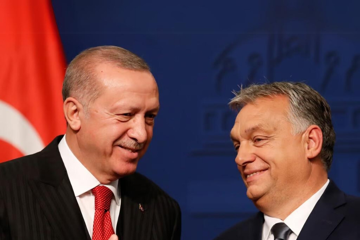 Politico yazdı: NATO’nun kötü çocukları: Türkiye ve Macaristan kendi oyunlarını oynuyor