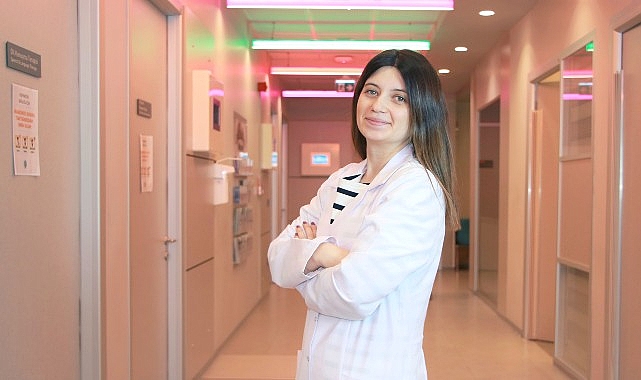 Birinci defa anne olmak, birçok duyguyu beraberinde getirebiliyor!