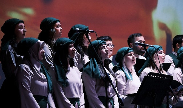 Bu konser yürekleri ilahi aşkla buluşturdu Bu konser yürekleri ilahi aşkla buluşturdu