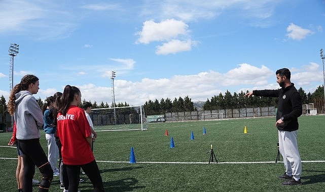 Büyükşehir’den gençlere tam dayanak Büyükşehir’den gençlere tam dayanak