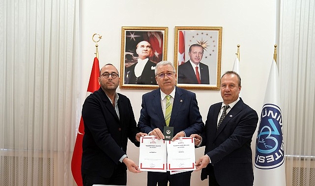 Efeler Yolu’nun iki farklı tasarımı Türk Patent ve Marka Kurumu tarafından tescillendi Efeler Yolu’nun iki farklı tasarımı Türk Patent ve Marka Kurumu tarafından tescillendi