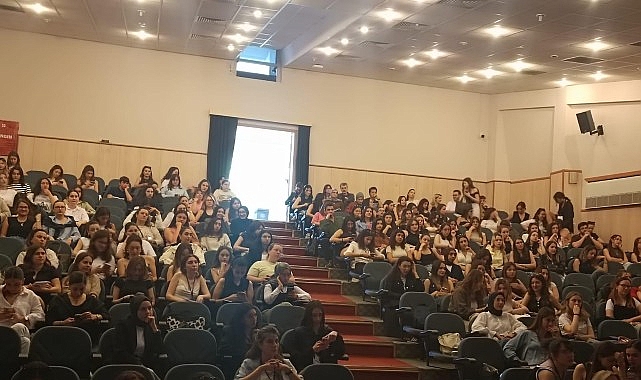 Ege’de “1.Uluslararası Sıhhat Ömür ve Beslenme Öğrenci Kongresi” düzenlendi