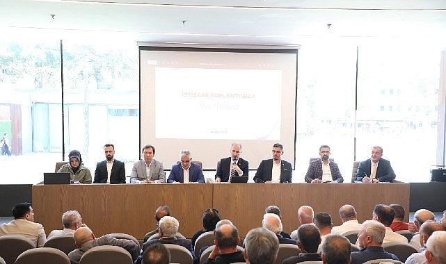 İnegöl Belediyesi’nde Muhtarlarla İstişare Toplantısı İnegöl Belediyesi’nde Muhtarlarla İstişare Toplantısı
