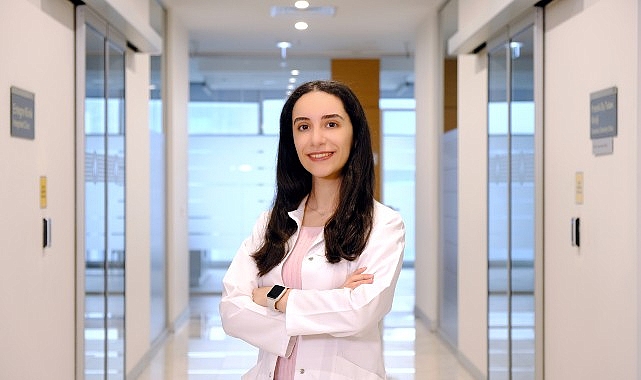 Yazın favori tatlısı diş sıhhatini tehdit ediyor mu? Yazın favori tatlısı diş sıhhatini tehdit ediyor mu?